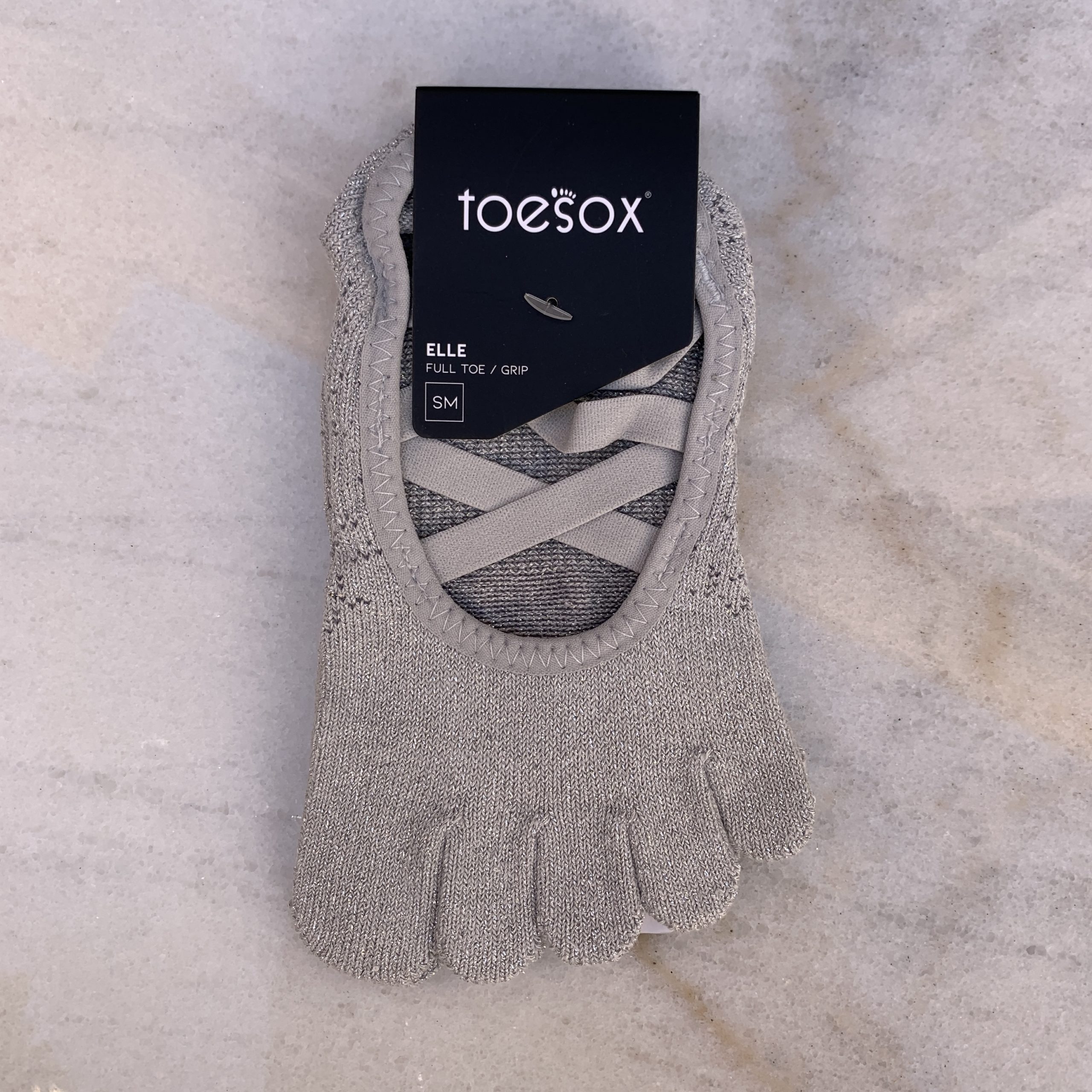 toesox Women's Bellarina Half Toe Grip Socks, Multi Pack - Non-Slip Pilates  Socks, Yoga Socks with Grips, Barre Socks, Dance Socks at  Women's  Clothing store